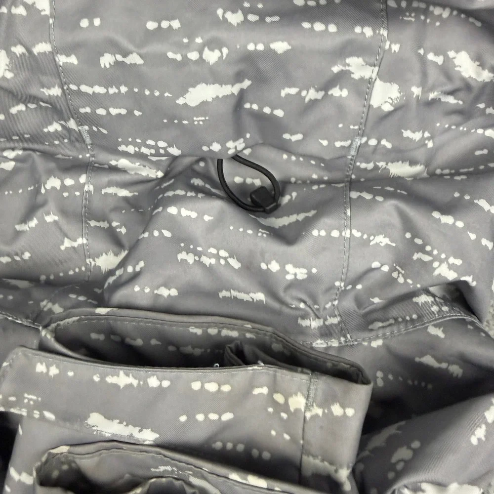 The North Face Venture JAcket Mens Medium DryVent Hooded White Gray